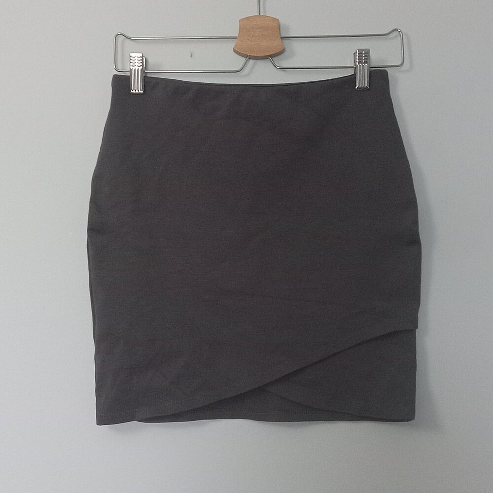 $5 LAST CALL! SUNDAY BEST | Faux Wrap Skirt